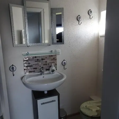 Apartment Ferienwohnung Deichblick Direkt An Der Schoenen Nordsee Friedrichskoog